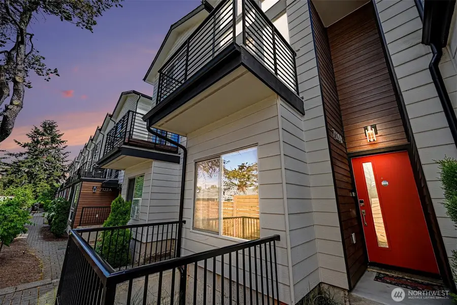7120 Beacon Avenue S #2, Seattle, WA 98108 - #2