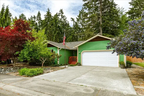 2301 SW Rosario Place, Oak Harbor, WA 98277
