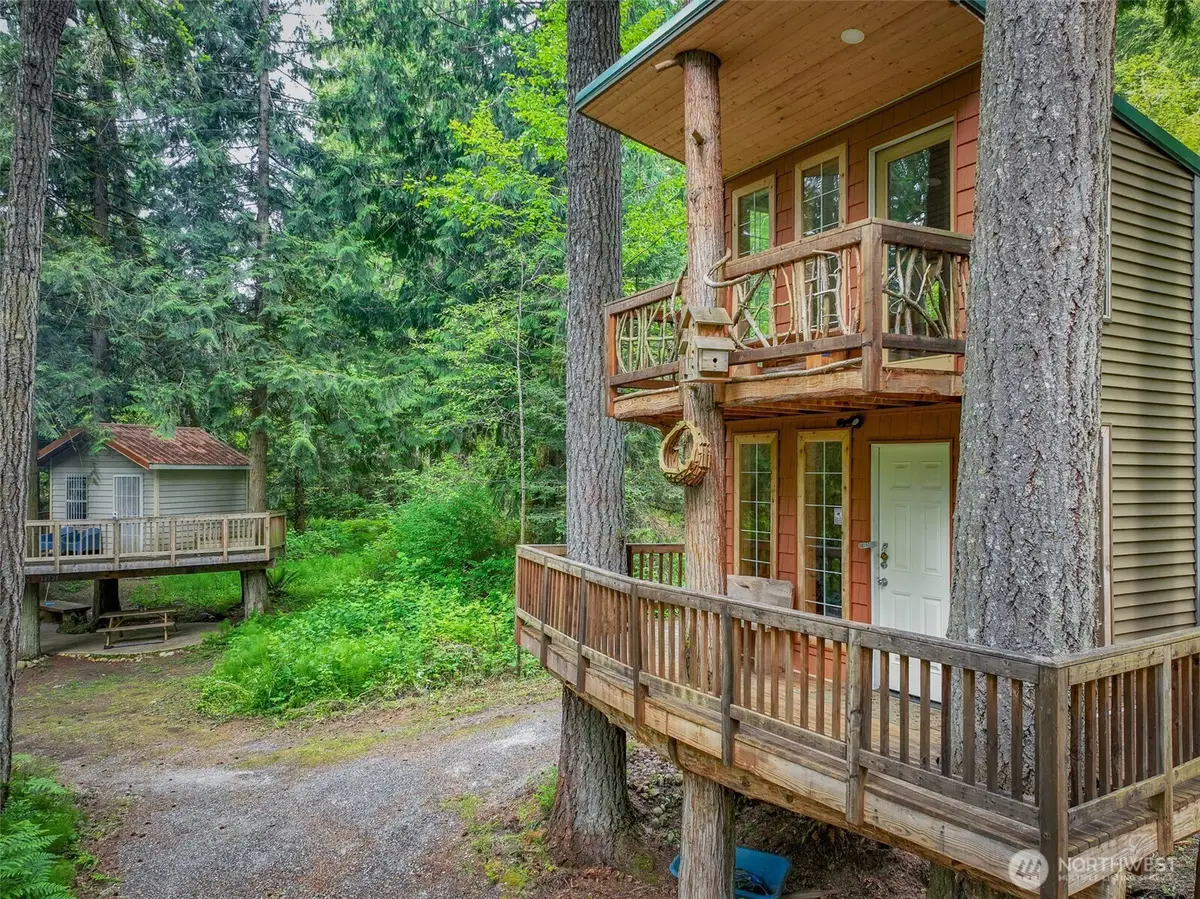 14121 Beaver Drive Se, Rainier, WA 98576 - #1