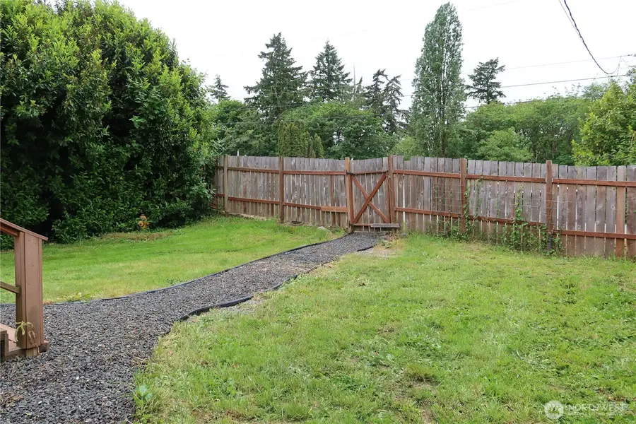 1405 Flower Avenue, Port Orchard, WA 98366 - #3