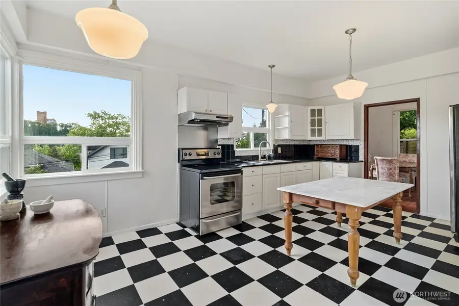 1012 20th Avenue S, Seattle, WA 98144 - #2
