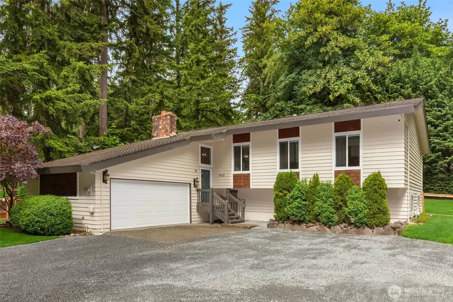 19122 181st Avenue Ne, Woodinville, WA 98077 - #2