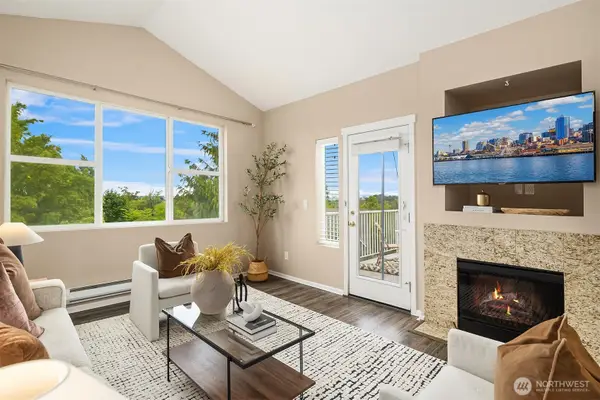 2830 SW Raymond Street #301, Seattle, WA 98126