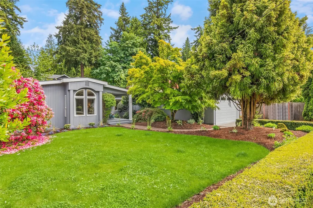 4648 89th Avenue Se, Mercer Island, WA 98040 - #1
