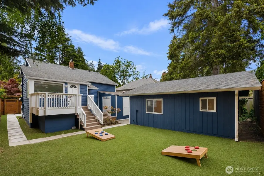 8604 29th Avenue Nw, Seattle, WA 98117 - #3