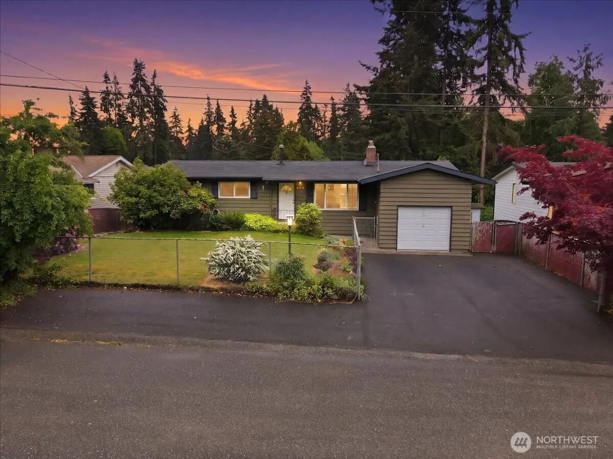 6110 186th Street Sw, Lynnwood, WA 98037 - #1