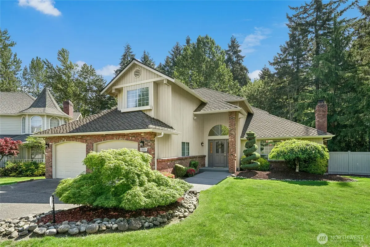 209 SW 331st Place, Federal Way, WA 98023 - #1