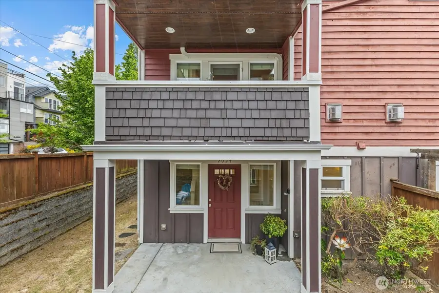 2024 W Bertona Street, Seattle, WA 98199 - #2