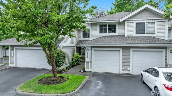 23323 55th Avenue S #10-2, Kent, WA 98032