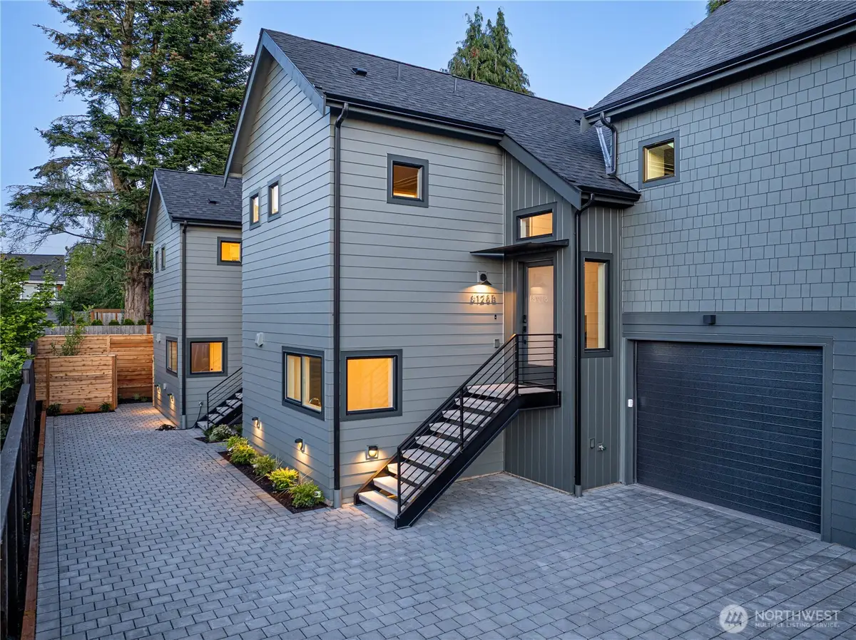8128 12th Avenue Sw #B, Seattle, WA 98106 - #1