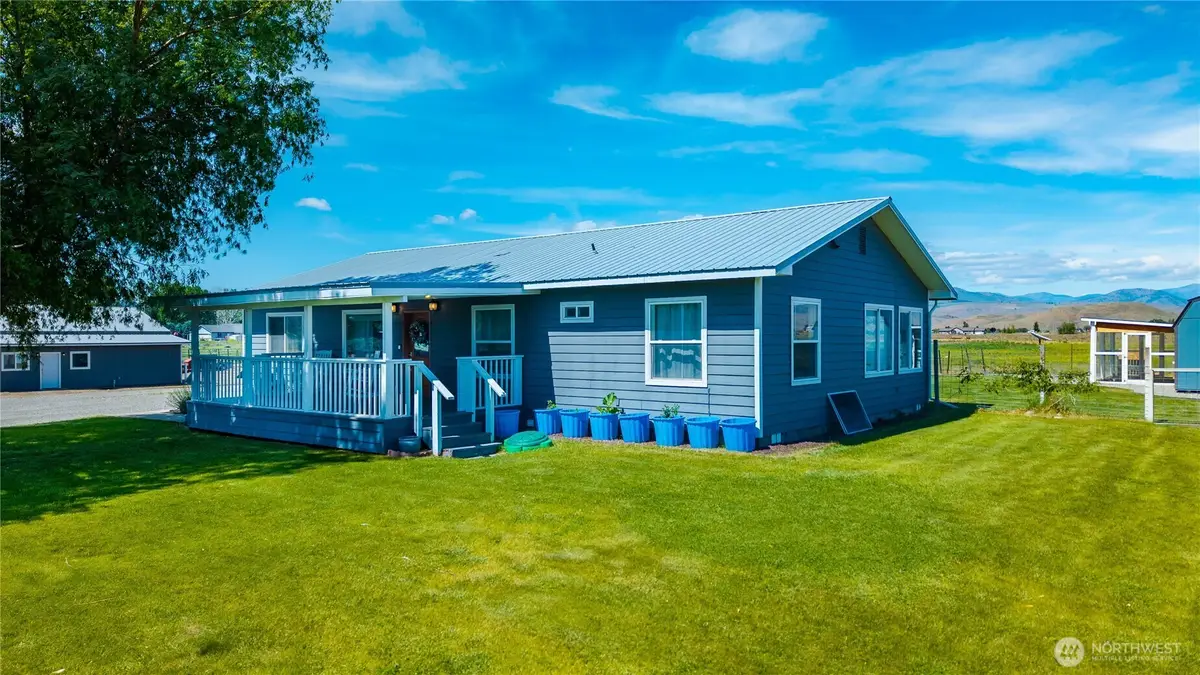 225 Robinson Canyon Road, Omak, WA 98841 - #1
