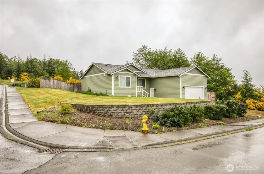 3214 Sanderling Drive, Hoquiam, WA 98550 - #3