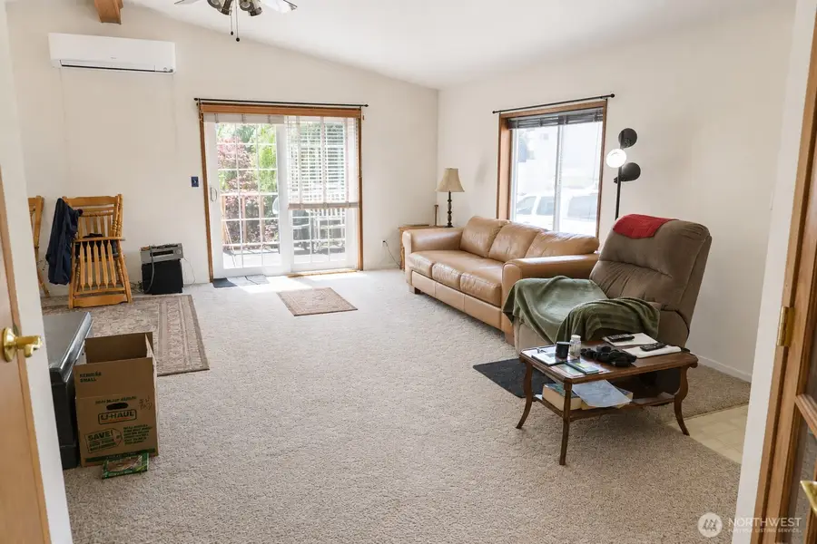 772 Lincoln Avenue E, Tenino, WA 98589 - #2