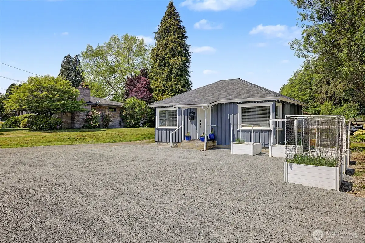 717 E Highland Dr, Arlington, WA 98223 - #1