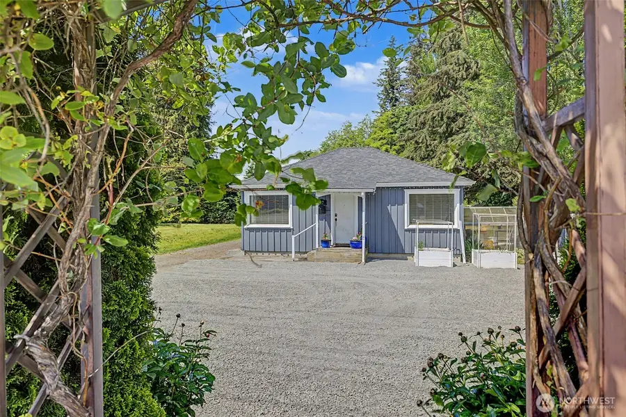 717 E Highland Dr, Arlington, WA 98223 - #3