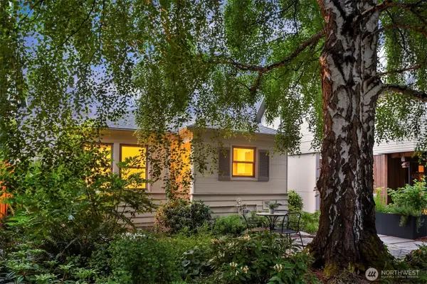 6218 37th Avenue Ne, Seattle, WA 98115