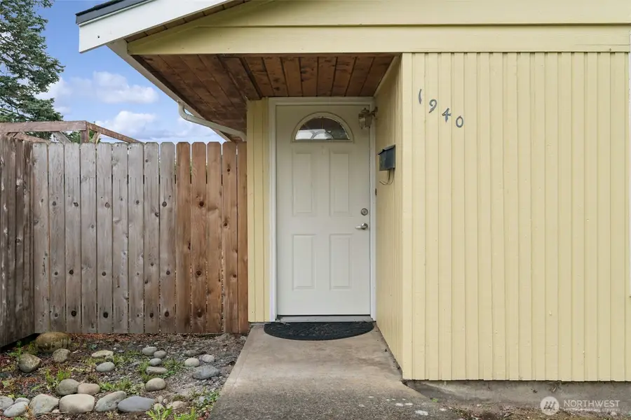 1940 Wilson Avenue, Enumclaw, WA 98022 - #3