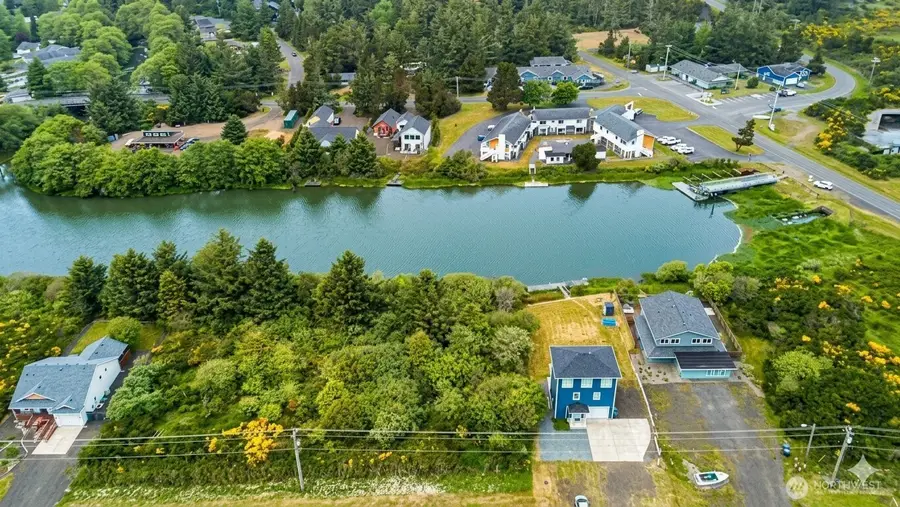 1026 Point Brown Avenue Se, Ocean Shores, WA 98569 - #3