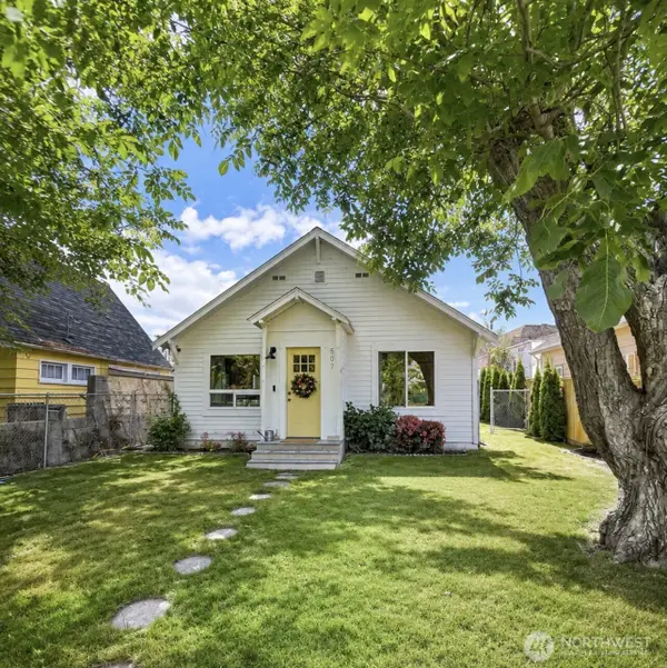 507 E Wapato Avenue, Chelan, WA 98816
