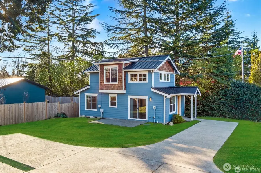 12757 Dayton Avenue N #B, Seattle, WA 98133 - #3