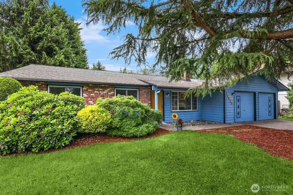 12923 NE 144th Ne Place, Kirkland, WA 98034