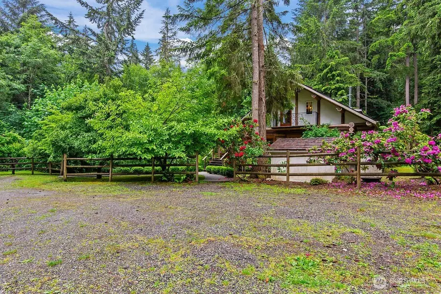 28505 137th Avenue Sw, Vashon, WA 98070 - #2