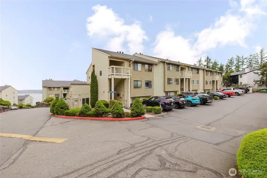 1760 W Sunn Fjord Lane #F 202, Bremerton, WA 98312 - #2
