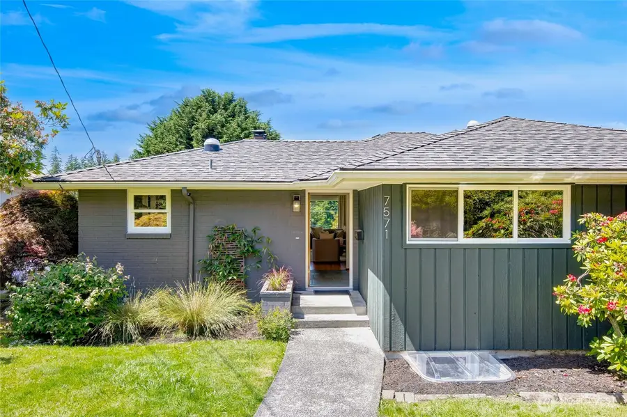 7571 45th Avenue Sw, Seattle, WA 98136 - #2