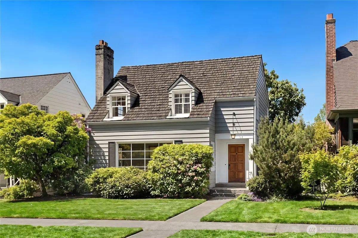 3863 44th Avenue Ne, Seattle, WA 98105 - #1