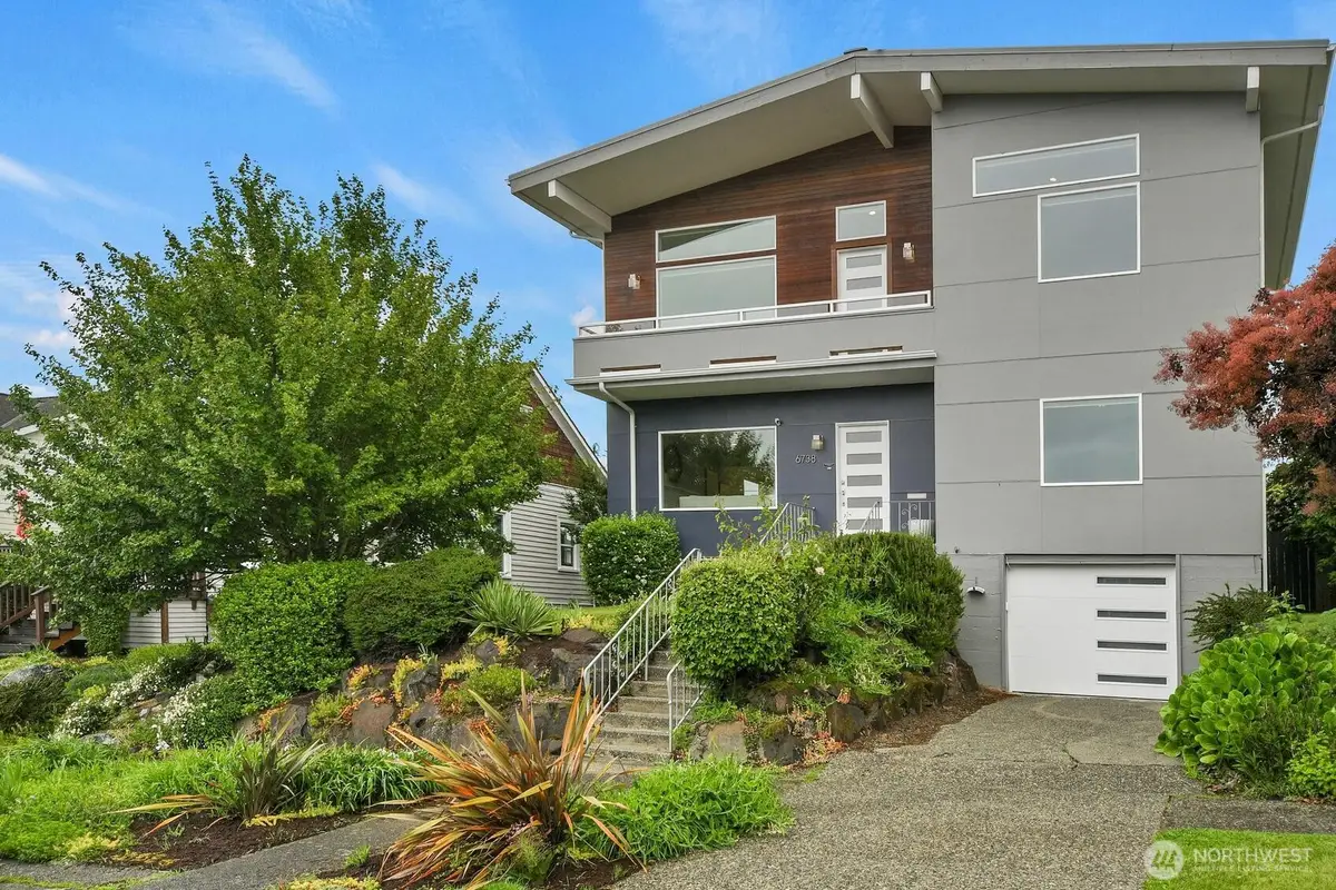 6738 36th Avenue Sw, Seattle, WA 98126 - #1