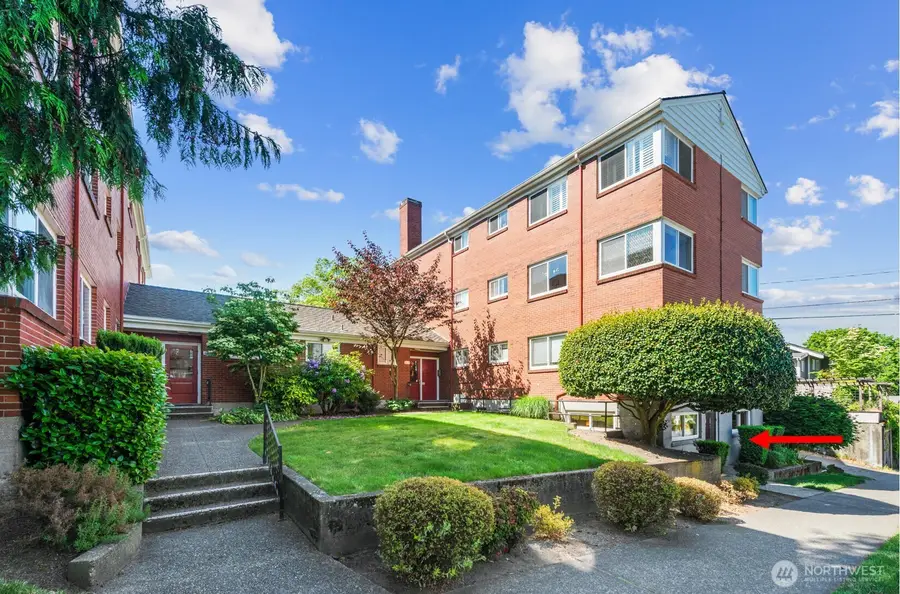 4407 SW Alaska Street #11, Seattle, WA 98116 - #2