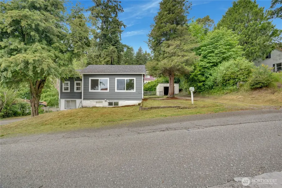 325 N Cambrian, Bremerton, WA 98312 - #3