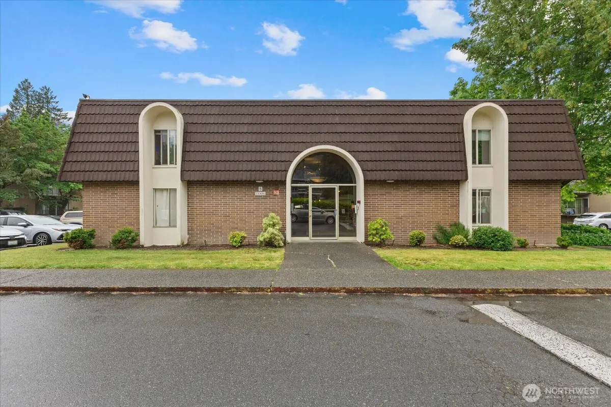 11006 NE 68th Street #819, Kirkland, WA 98033 - #1