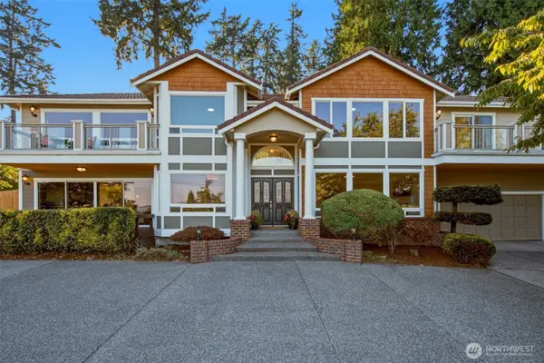 8338 NE Juanita Drive, Kirkland, WA 98034