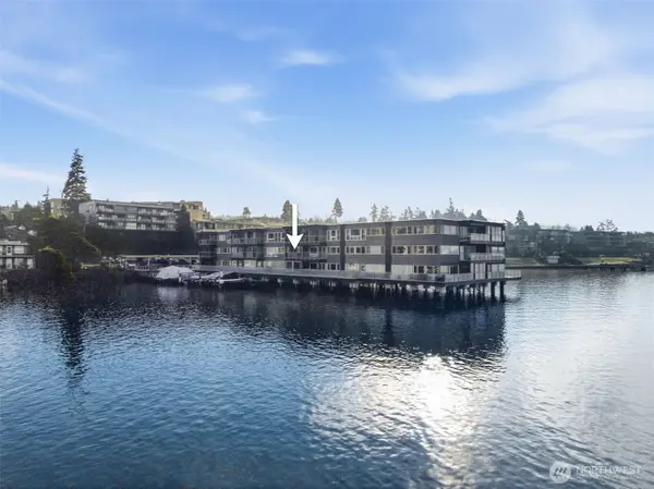 515 S Lake Street #204, Kirkland, WA 98033