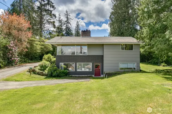 3822 Shelby Road, Lynnwood, WA 98087