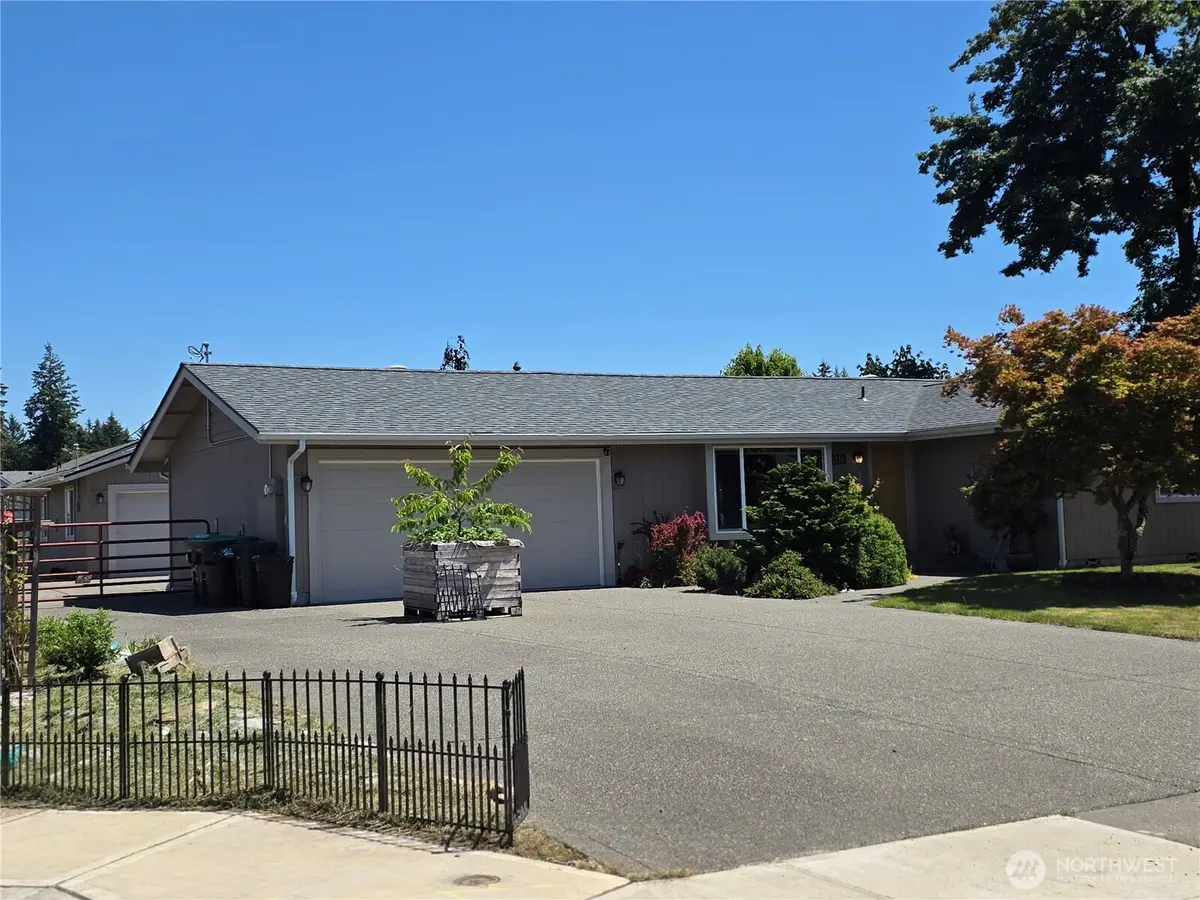 810 Century Court Ne, Lacey, WA 98516 - #1