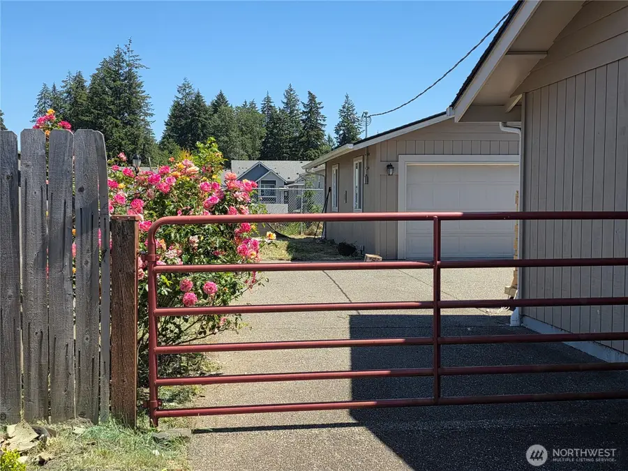 810 Century Court Ne, Lacey, WA 98516 - #2