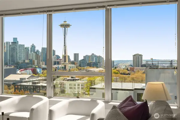 900 Warren Avenue N #302, Seattle, WA 98109