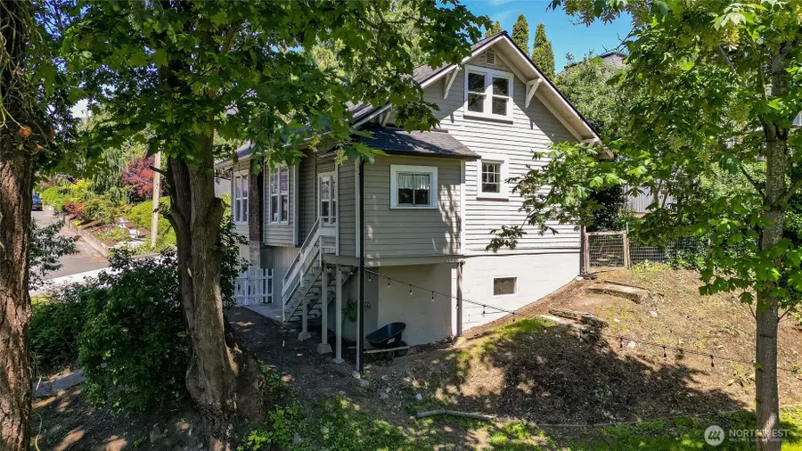 112 E Division Street, Mount Vernon, WA 98274 - #3