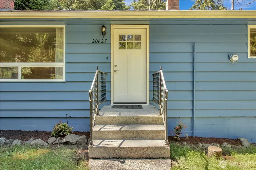 20627 7th Avenue S, Des Moines, WA 98198 - #2
