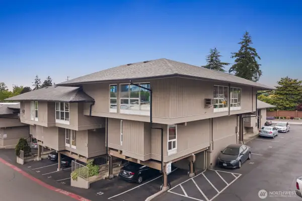 952 100th Avenue Ne #237, Bellevue, WA 98004