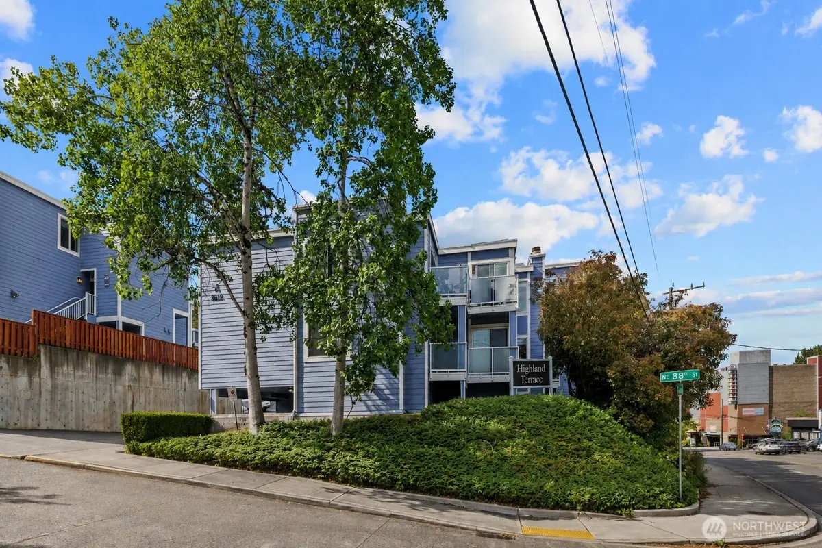 8812 20th Avenue Ne #A105, Seattle, WA 98115 - #1