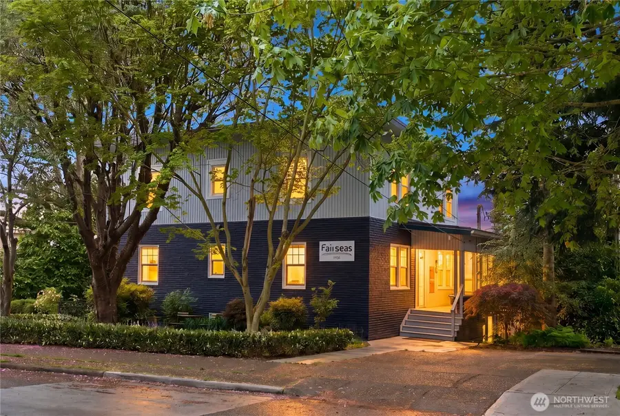 1401 W Bertona Street, Seattle, WA 98119 - #2
