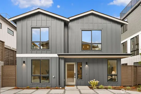 4411 2nd Avenue Ne, Seattle, WA 98105