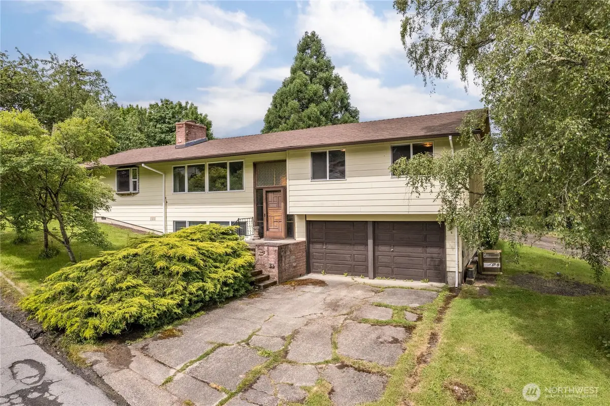 111 Canyon View Drive, Longview, WA 98632 - #1