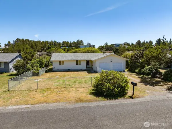 30308 H Street, Ocean Park, WA 98640