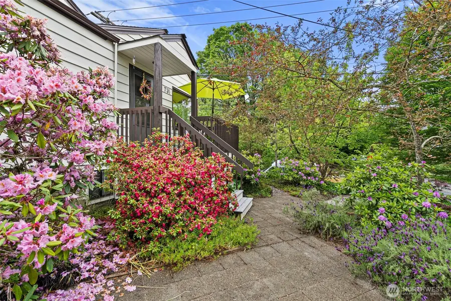 731 19th Avenue, Seattle, WA 98122 - #3