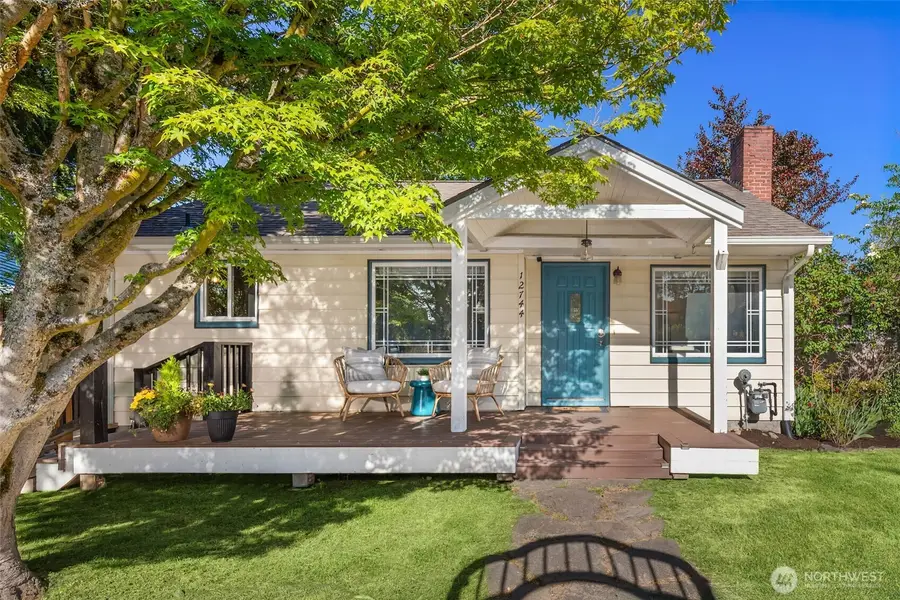 12744 Phinney Avenue N, Seattle, WA 98133 - #2