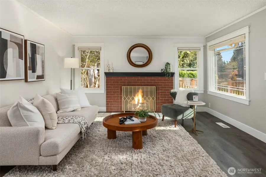 12744 Phinney Avenue N, Seattle, WA 98133 - #3